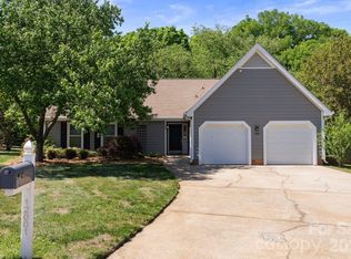 12001 Lazy Willow Ln, Charlotte, NC 28273