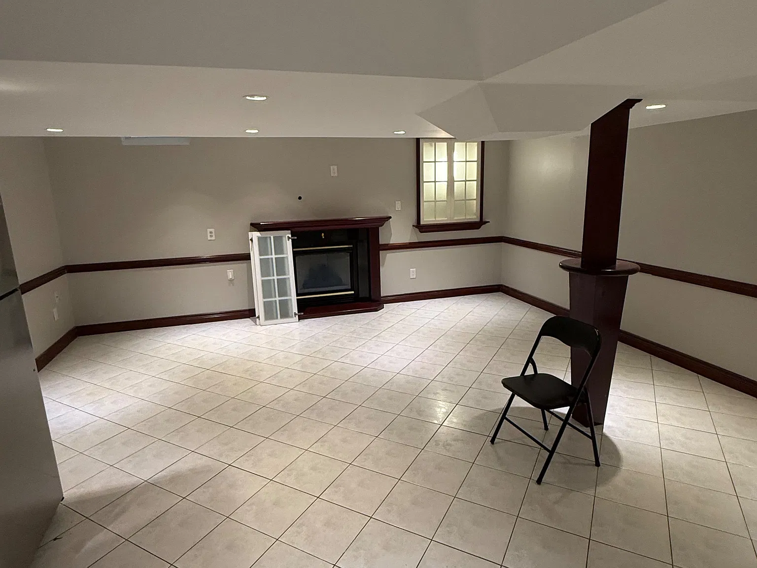 2 bed, $1,899 — Photo 2