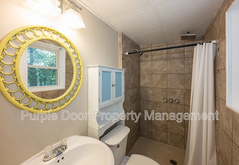 2369 Brenda Dr SE — Photo 28