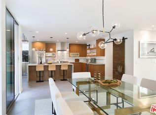 10486 Sandall Ln, Los Angeles, CA 90077