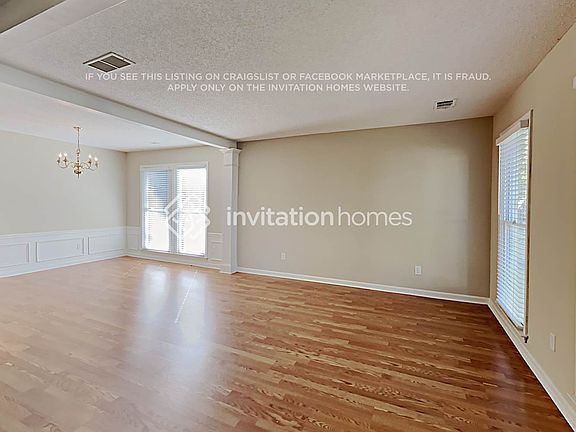4th image of 3030 Binghampton Ln