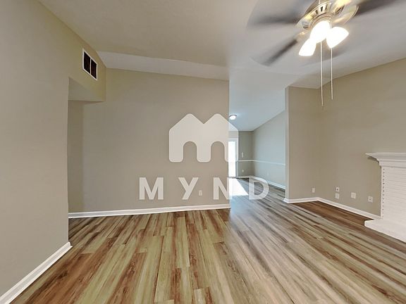 3rd image of 70 W Independence Cir