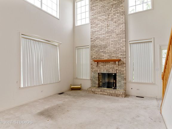 2nd image of 82 Fulbright Ln #78D6