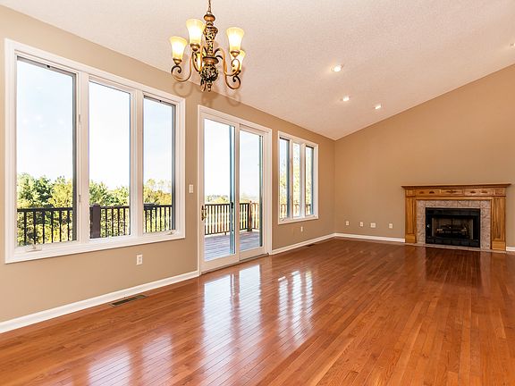 2nd image of 1011 Whittling Wood Dr