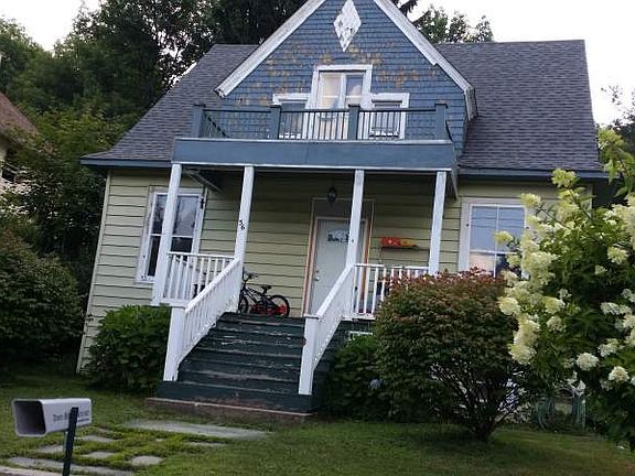 2nd image of 56 Lincoln Pl