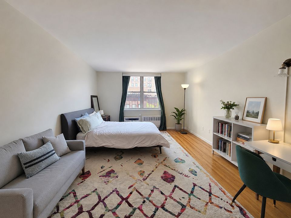 1st image of 166 W 76th St APT 6E