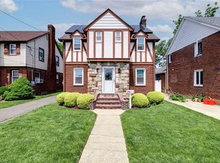 216 Willets Ave, West Hempstead, NY 11552