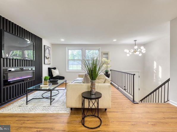 9815 Winands Rd, Randallstown, MD 21133