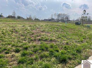 120 Ridge Rd, Paducah, KY 42003