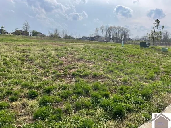 120 Ridge Rd, Paducah, KY 42003