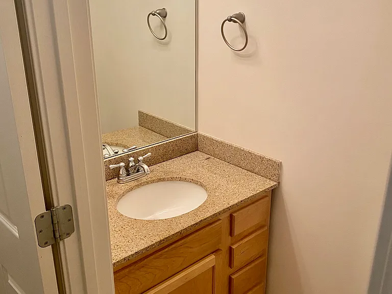 Waveland Townhomes — Photo 14