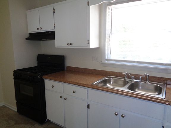4th image of 10748 S Harlem Ave APT 2N