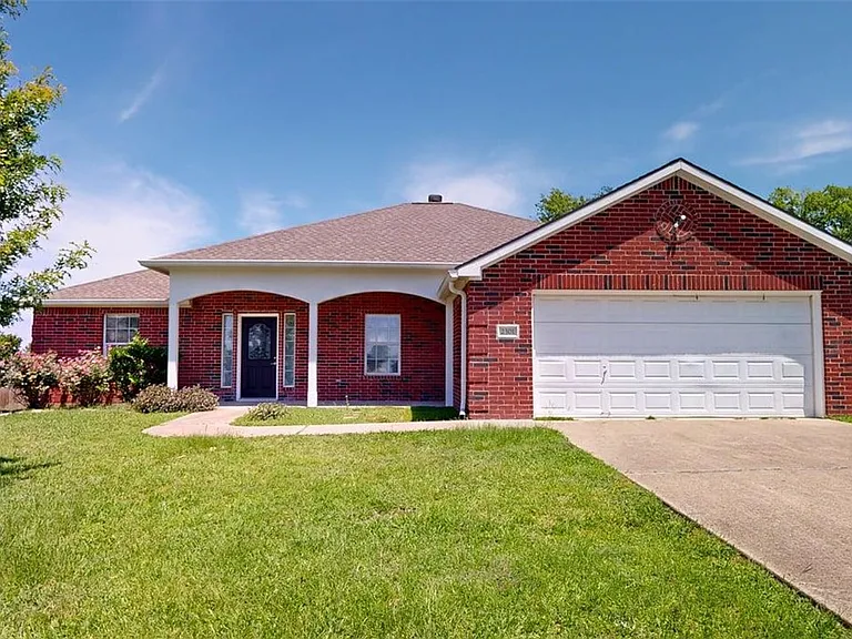 2301 White Wing Dr — Photo 1