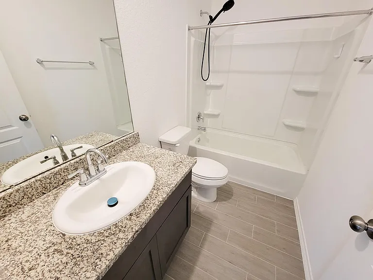 25392 Northpark Lake Dr — Photo 31