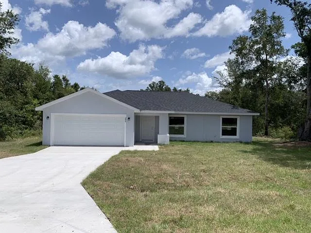 3 bed, 1396 sqft, $1,675 — Photo 1