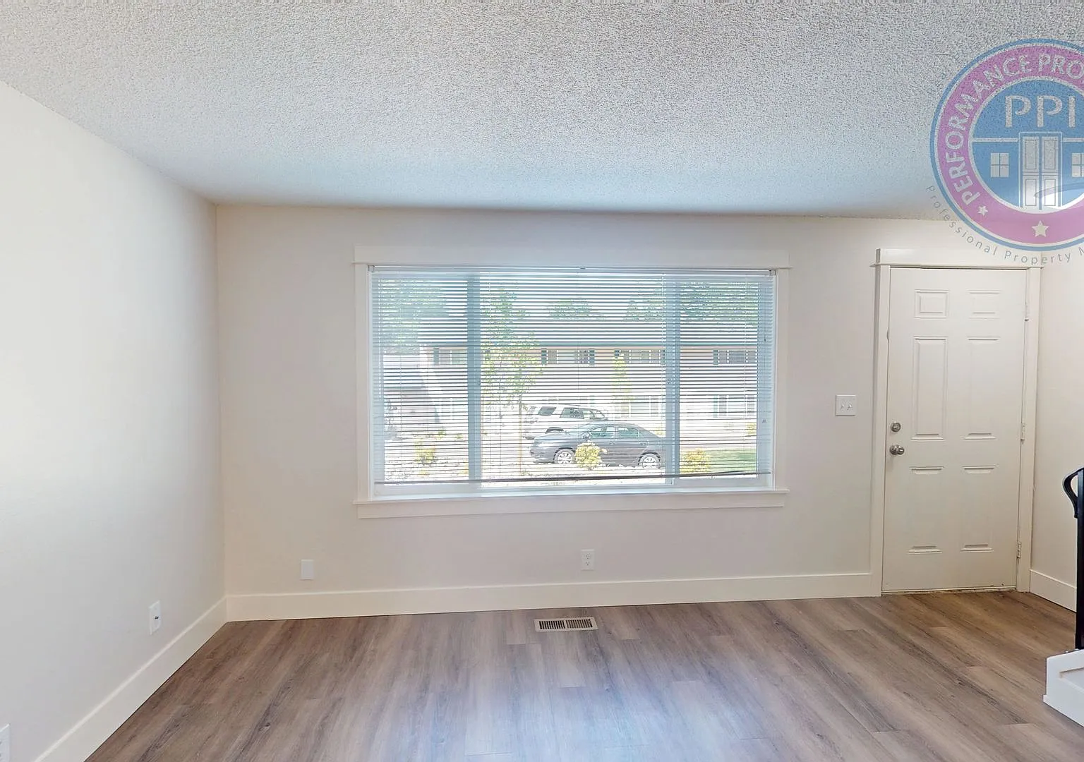 tri7875 — Photo 3