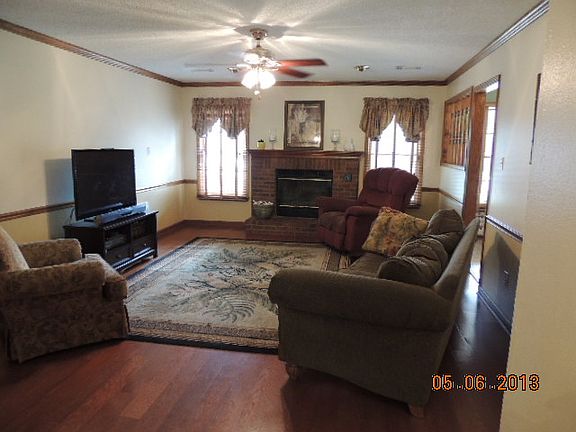 5th image of 159 Woodside Ln