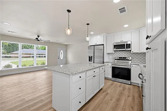 410 W Cypress St — Photo 8
