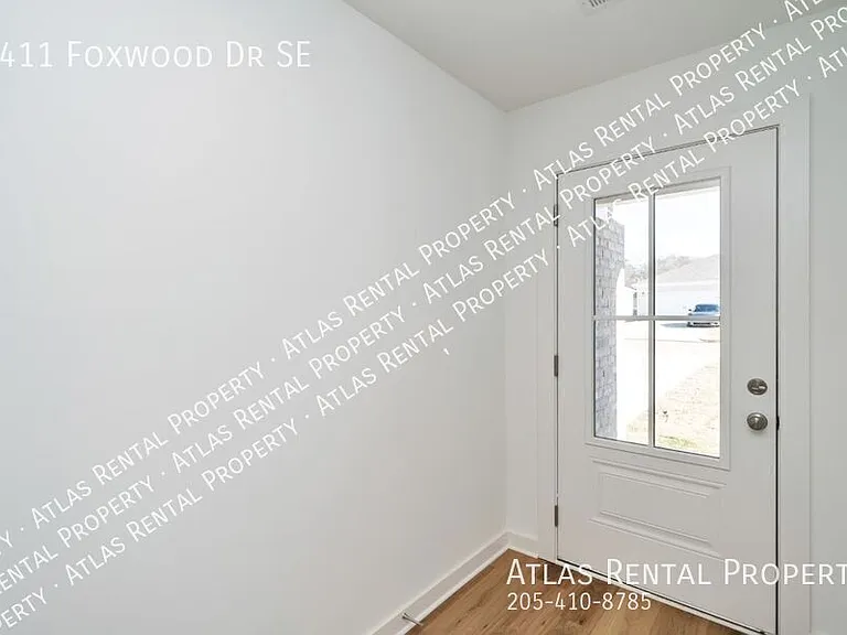 4411 Foxwood Dr — Photo 5