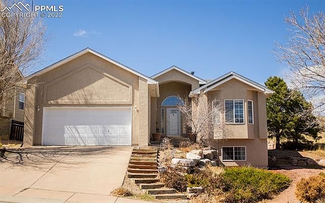 1st image of 1526 Carraway Ct