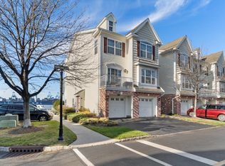 1 Maritime Way, Bayonne, NJ 07002