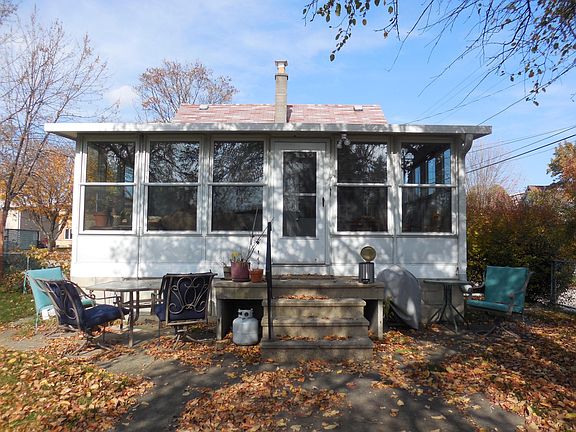 2nd image of 3957 E Adams Ave