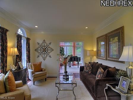 3rd image of 8897 Chinaberry Cir N