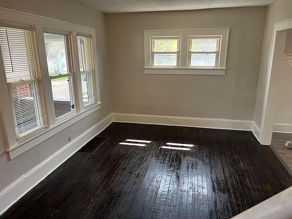 5th image of 1024 Avon St