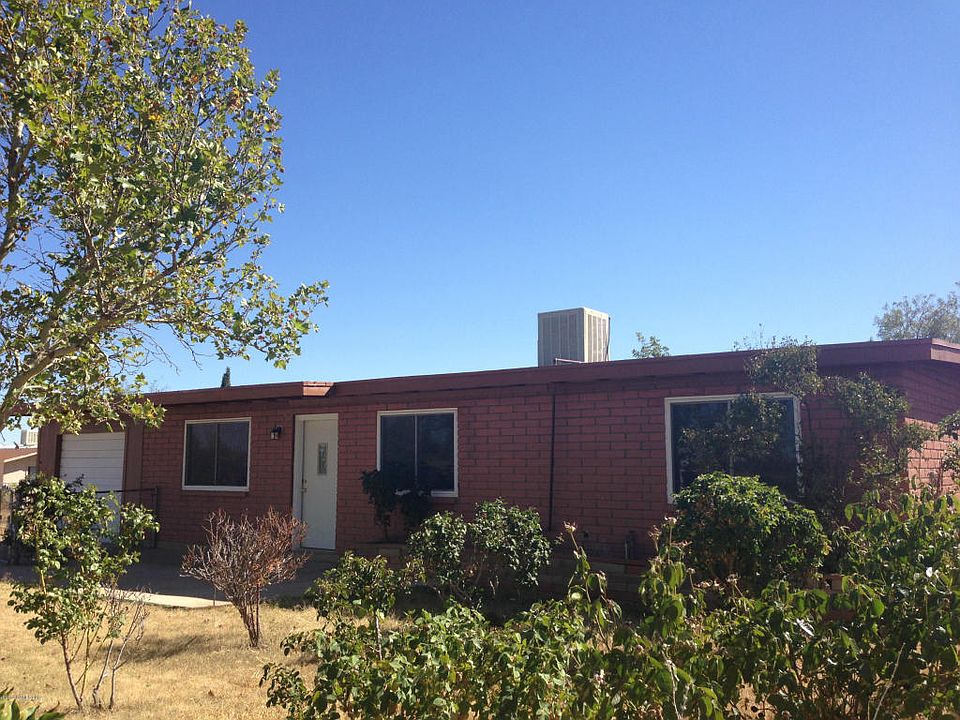 1st image of 4908 E San Molino St