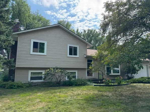 10557 104th Pl N, Maple Grove, MN 55369