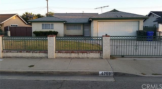 2nd image of 4769 Berkeley St
