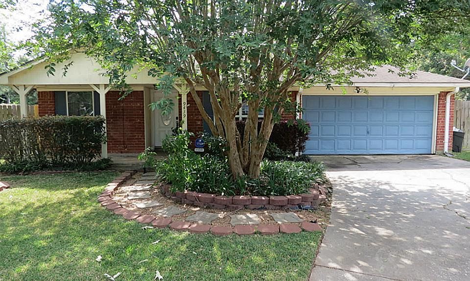 1st image of 9439 Charterlawn Cir