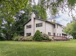 1242 Candlewick Dr NW, Poplar Grove, IL 61065