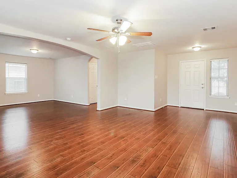 17203 Osprey Landing Dr — Photo 3