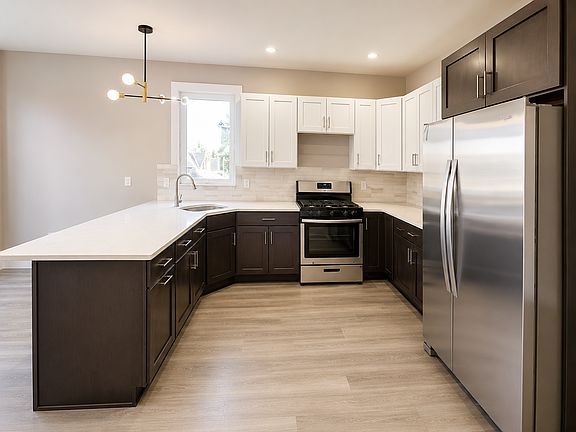 2nd image of 254 21st St #1