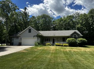6907 Cedar Brook Dr, Oscoda, MI 48750