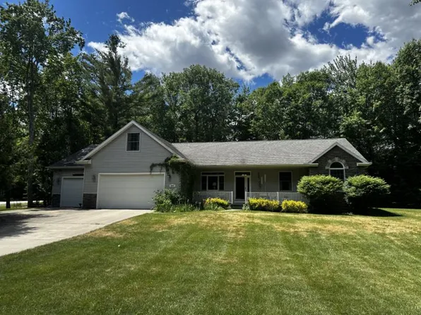 6907 Cedar Brook Dr, Oscoda, MI 48750
