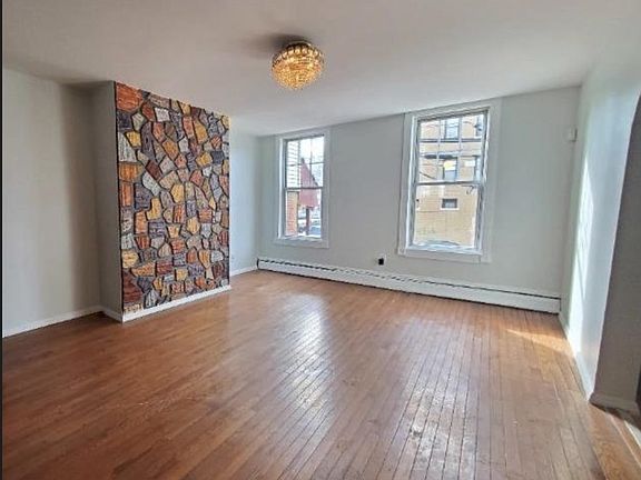 5th image of 60 Lexington Ave