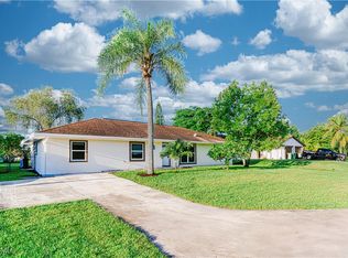 5442 29th Pl SW, Naples, FL 34116