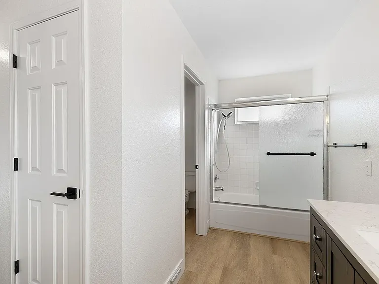 2170 Cobblestone Ct — Photo 38