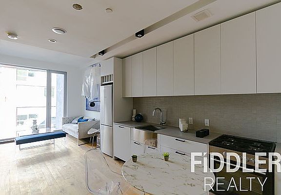3rd image of 42-22 27th St #419