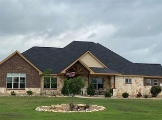 5439 Colony Dr, Sealy, TX 77474