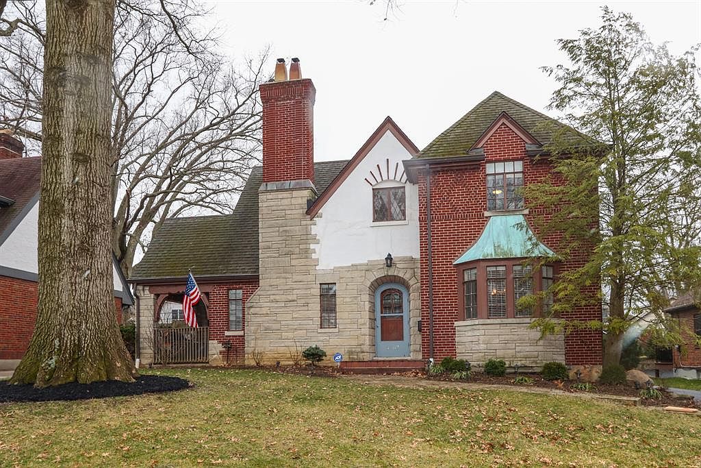 3907 Eileen Dr, Cincinnati, OH 45209 | Zillow