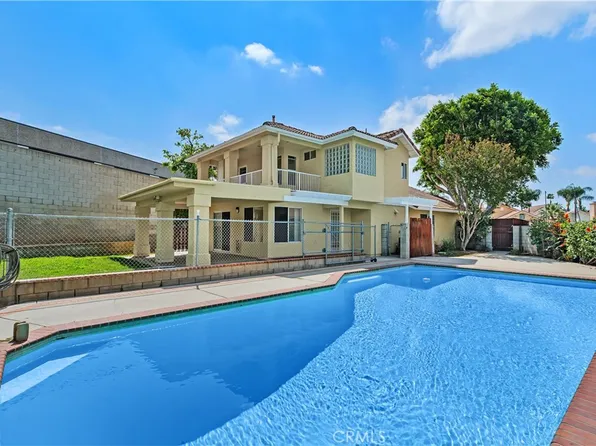 8405 Eastbrook Ct, Riverside, CA 92504