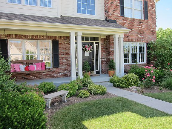 2nd image of 9151 Iris Ln