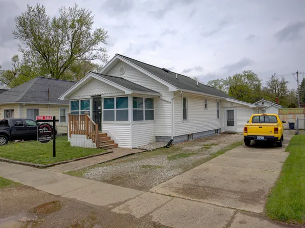 204 E Golf Ave, Jackson, MI 49203