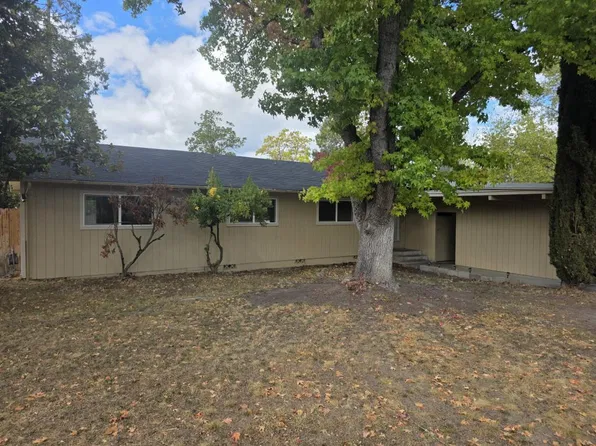 2050 Williams Hwy, Grants Pass, OR 97527