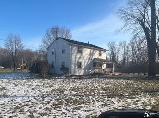 6805 Jackman Rd, Temperance, MI 48182
