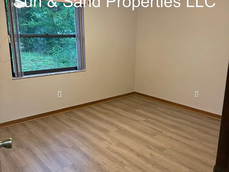 2325 Date Palm Dr — Photo 10