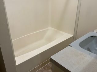 805 Etna Ave, Huntington, IN 46750